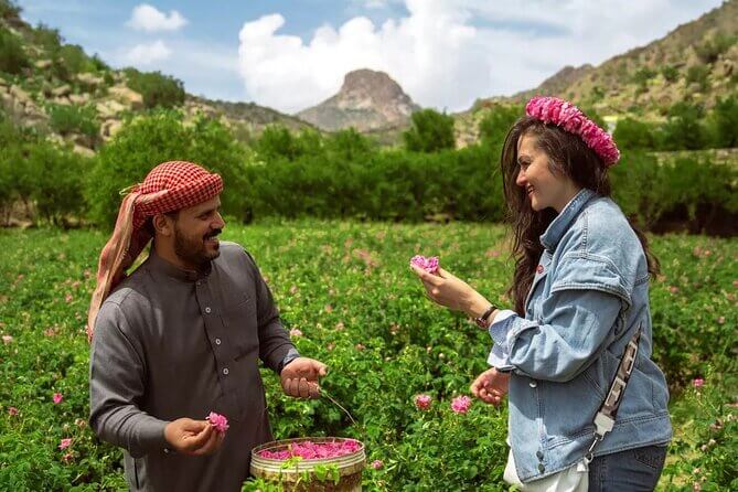 What Makes Taif Rose Farms Special?